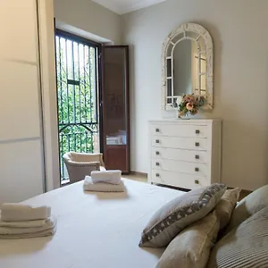 Rentalsevilla Mateos Gago Seville